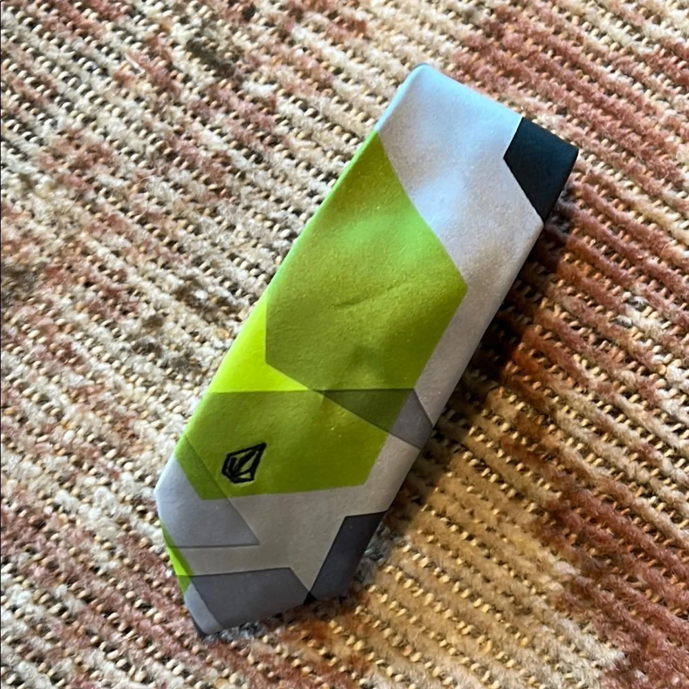 Volcom kids Stylish Geometric Tie in Green and Gray